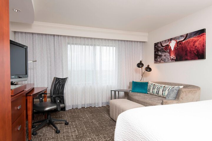Room 26 of 34