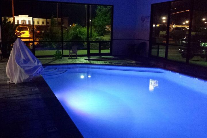 Pool 4 of 33
