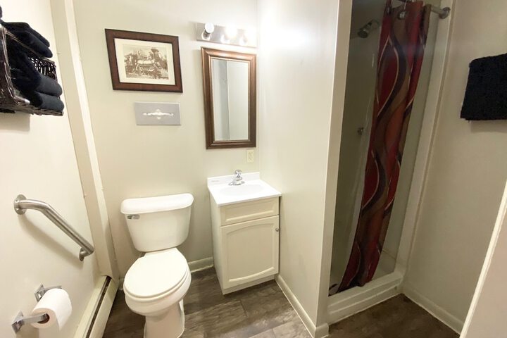 Room 25 of 39