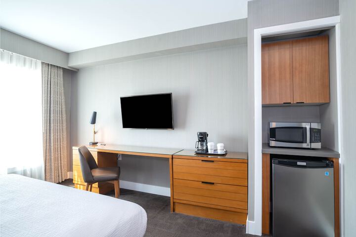 Room 47 of 67