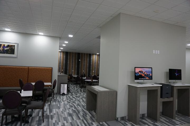 Business Center 34 of 35