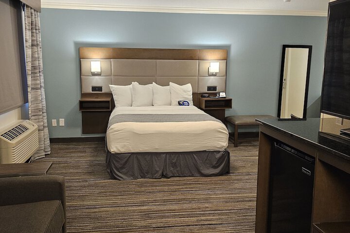 Room 22 of 29
