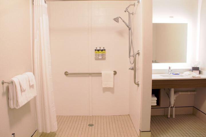 Holiday Inn Express & Suites Danville by IHG