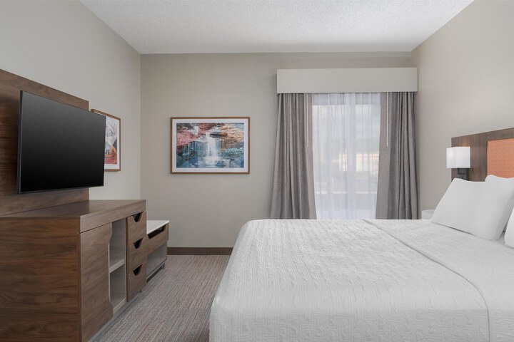 Hampton Inn by Hilton Altoona
