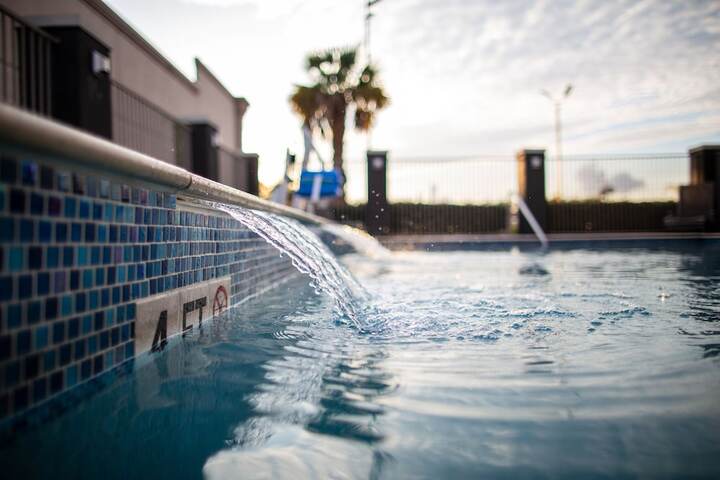 Pool 9 of 61