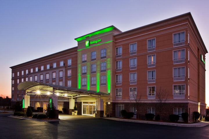 Hotel 2 of 49