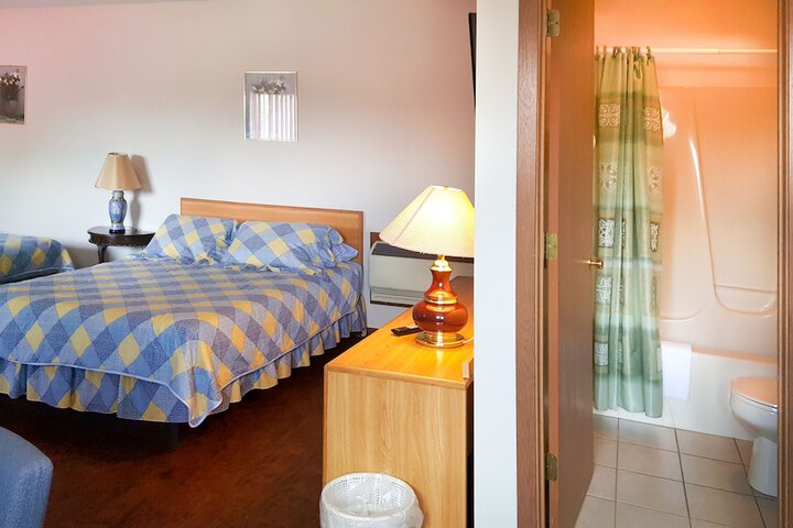 Room 17 of 22