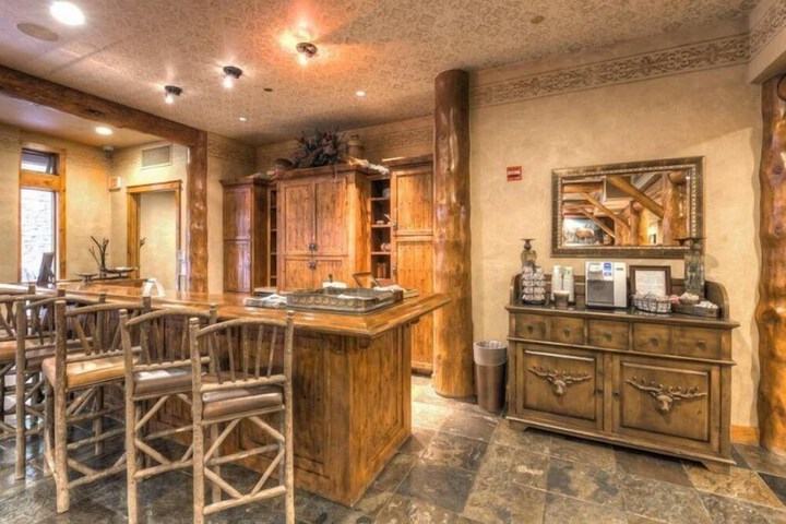 Premier 2 Bedroom Ski in Ski out Vacation Rental at the Timbers With the Best Access to Skiing in Keystone