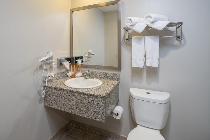 Hotel Aura SFO