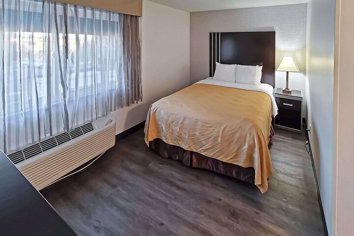 Room 20 of 64