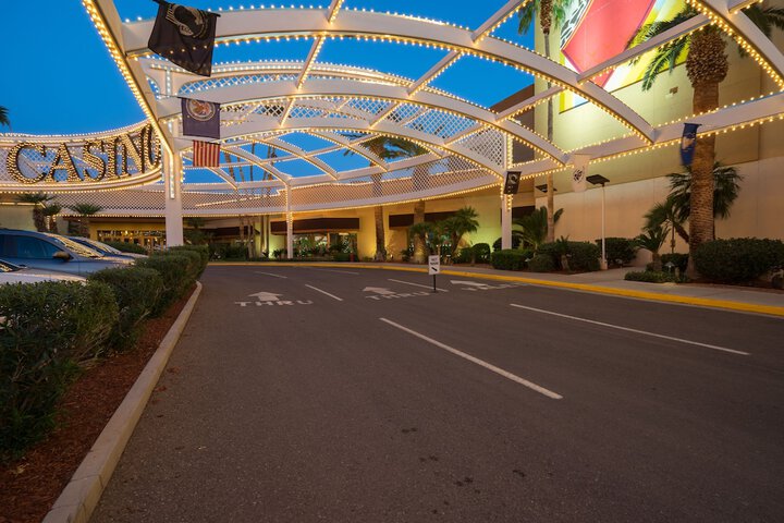 Hotel 2 of 39