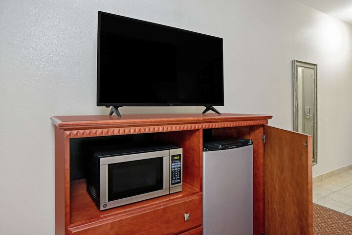 Room 31 of 36