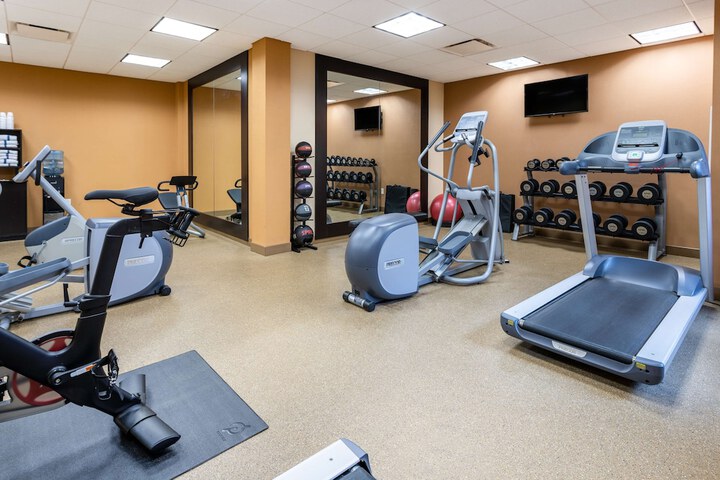 Hilton Garden Inn Roanoke