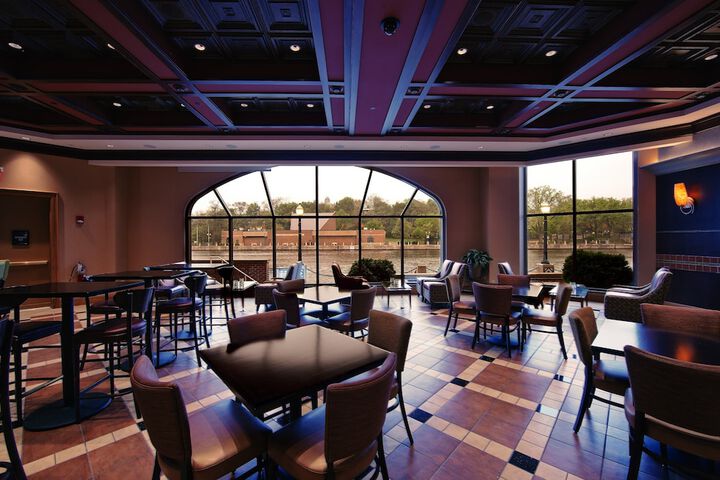 Harrahs Joliet Hotel & Casino - a Caesars Rewards Destination