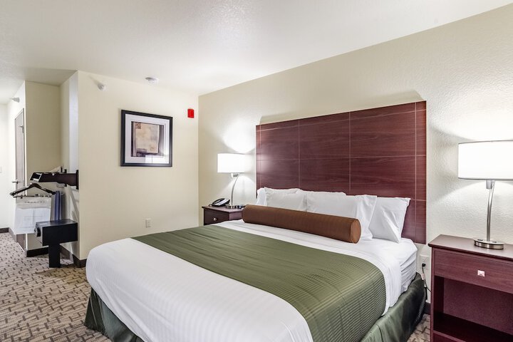 Room 21 of 30