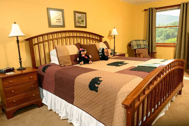 Room 35 of 93