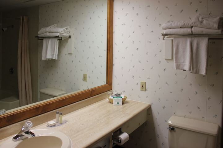Room 31 of 43