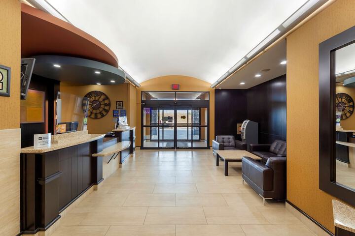 Hotel Interior 10 of 46