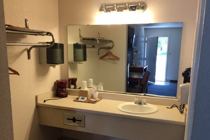 Executive Inn Hebbronville