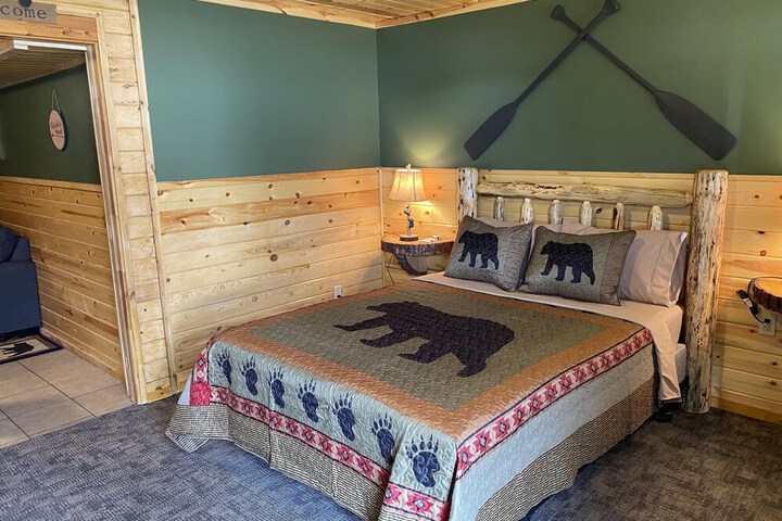 The Fishing Bear Lodge