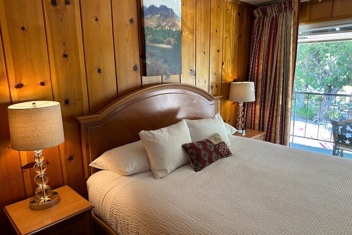 Room 20 of 36