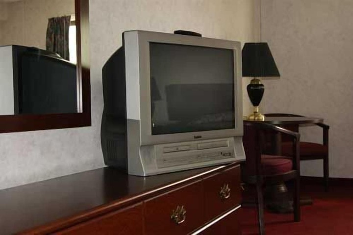 Room 21 of 32