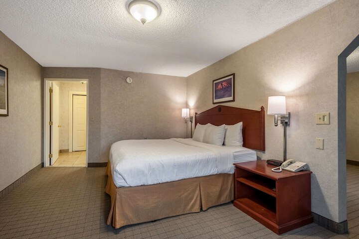 Room 80 of 105