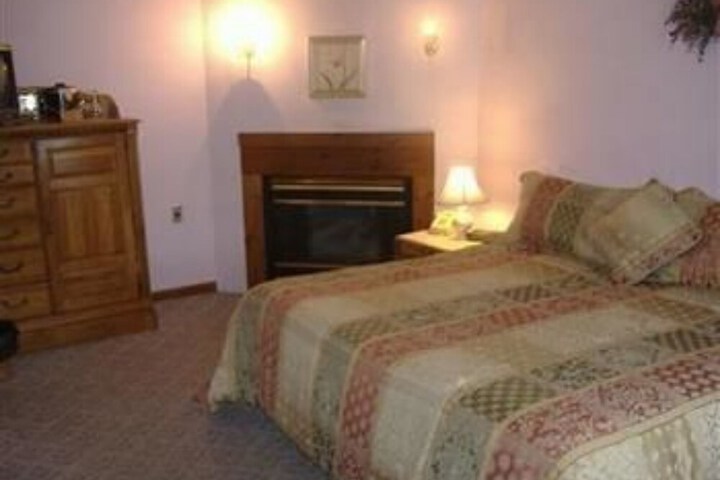 Sturbridge Country Inn