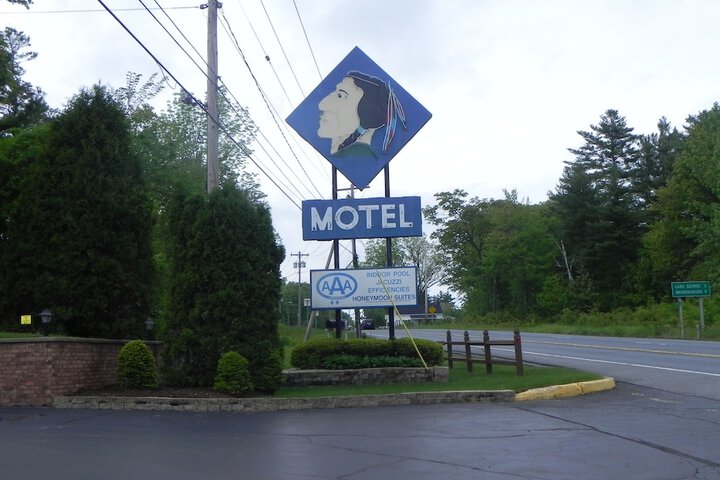 Hotel 6 of 99