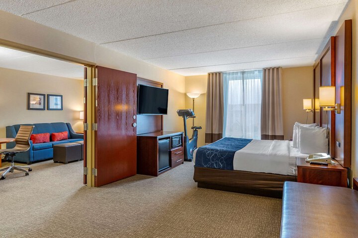 Room 36 of 46