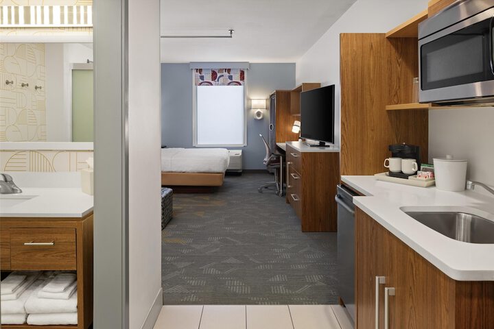 Home2 Suites by Hilton Roseville Minneapolis