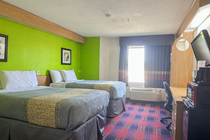 Classic Inn by Townhouse American Way Memphis I 240