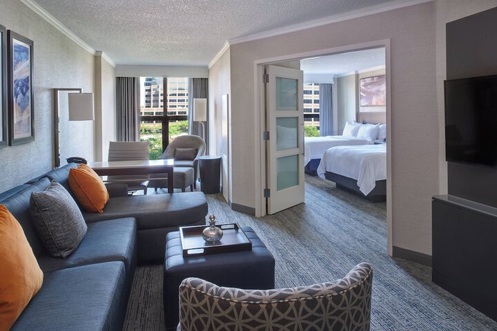 Chicago Marriott Suites OHare
