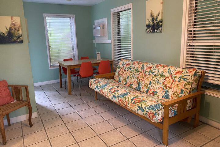 Room 214 of 218