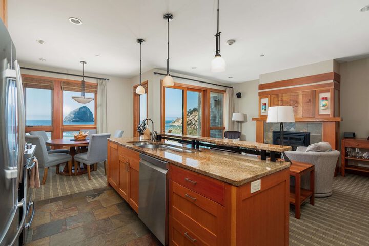 Headlands Coastal Lodge & Spa