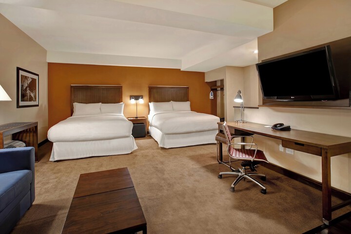 Room 46 of 95