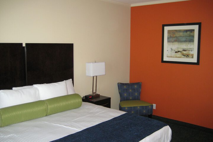 Room 15 of 21