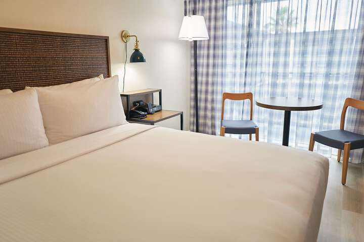 Room 35 of 43