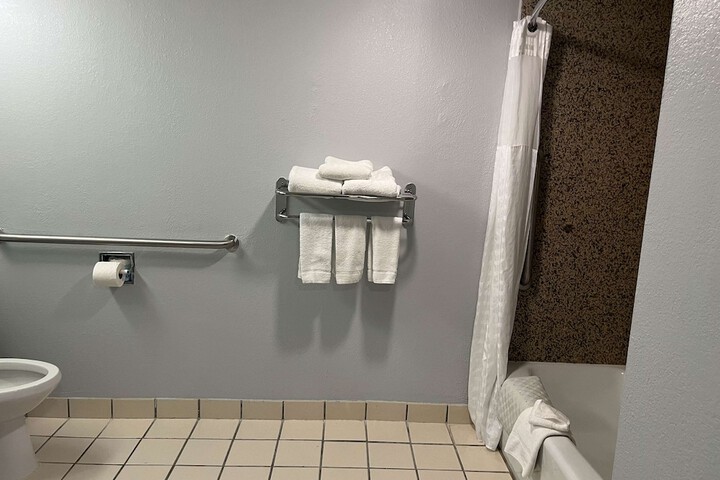 Room 19 of 24