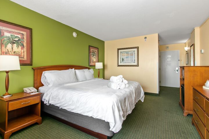 Room 70 of 108