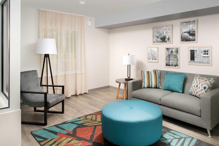 WoodSpring Suites Minot