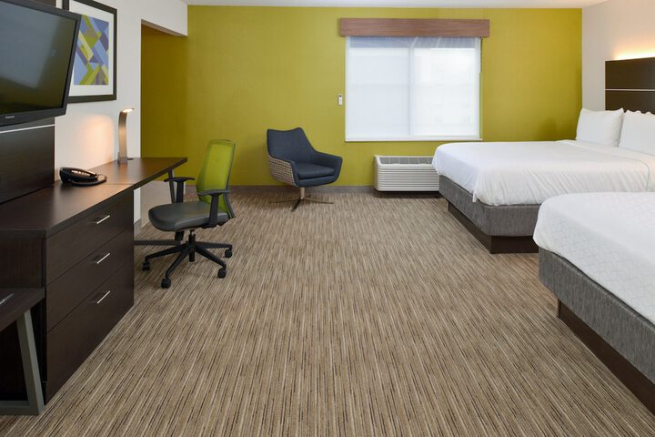 Room 34 of 52