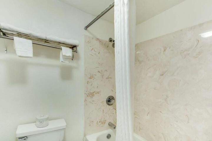 Knights Inn Berea