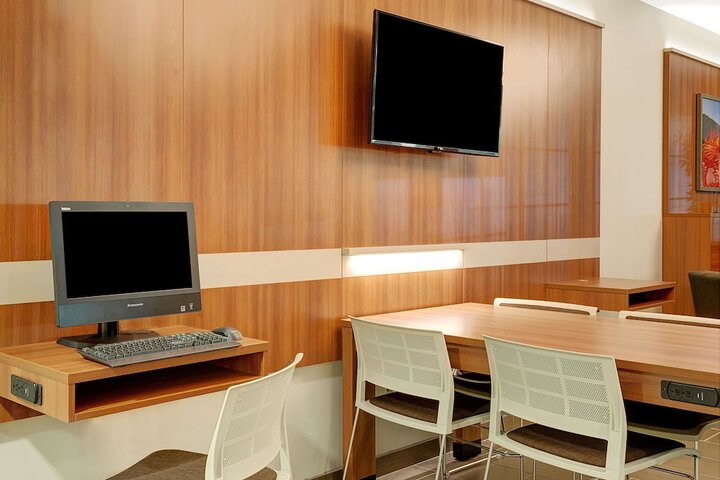 Business Center 16 of 16