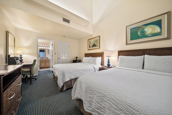 Holiday Inn & Suites Clearwater Beach S-Harbourside by IHG
