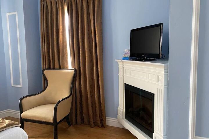 Room 28 of 130