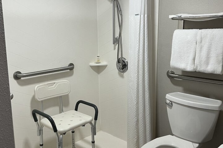 Room 12 of 61