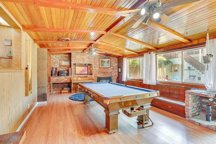 Burney Cottage w / Game Room: Walk to Town!