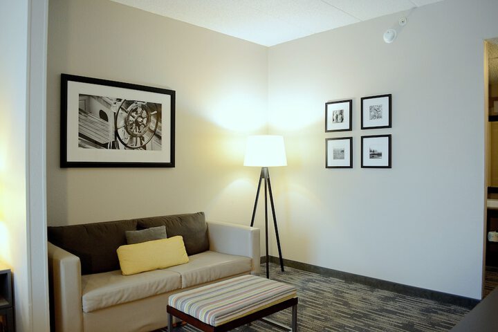 Room 11 of 24