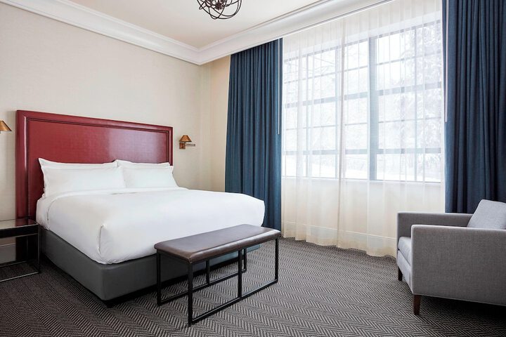 Room 14 of 22